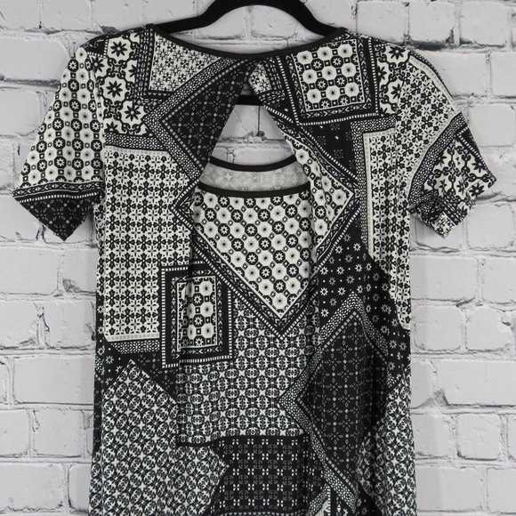 Women's Flexwear Handkerchief Hem Dress - Black & White - Picture 3 of 4